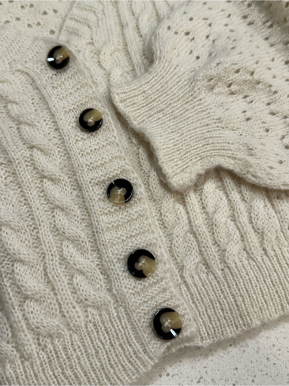 NWOT POL Ivory Cable-Knit Cropped Button Cardigan - Picture 3 of 5